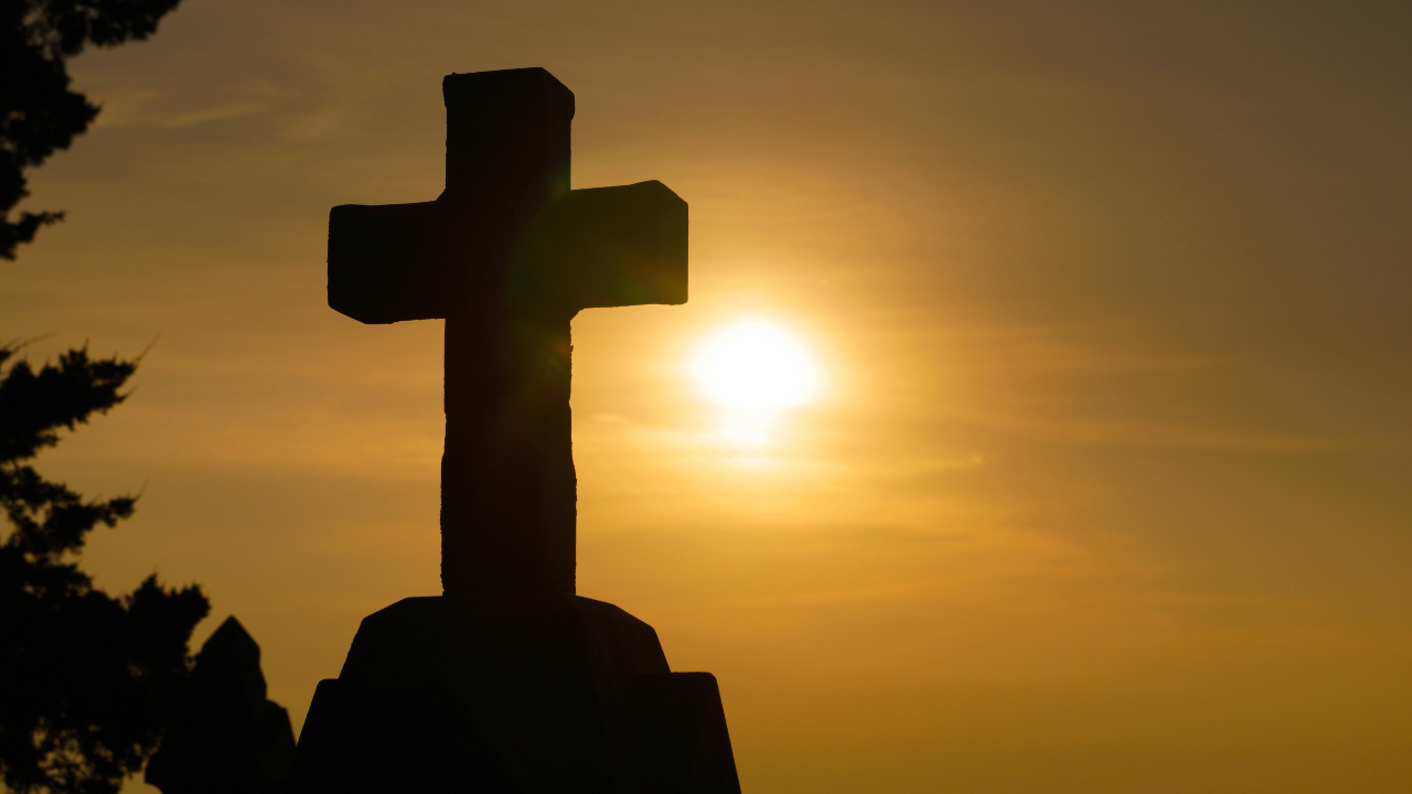 Igreja da Inglaterra discute uso de gênero neutro ao referenciar ‘Deus’