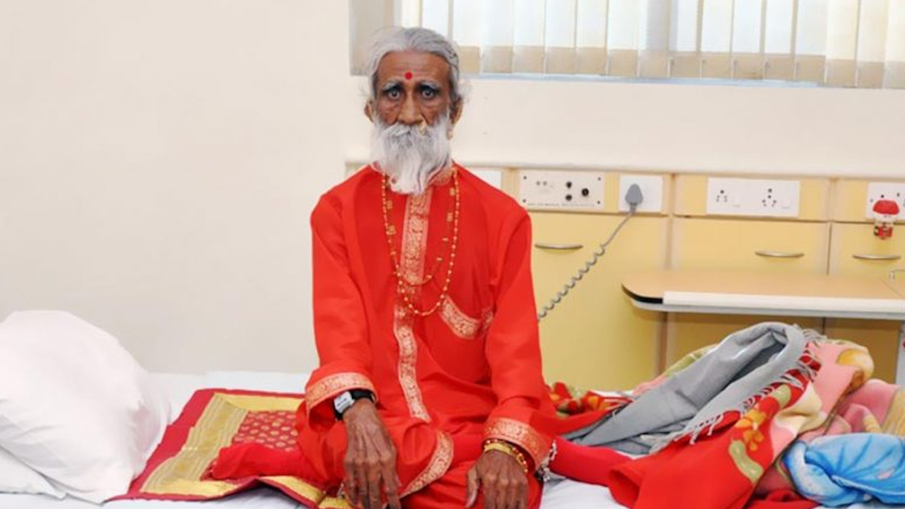 Morre Prahlad Jani, o indiano que afirmava estar 80 anos sem comer nem beber