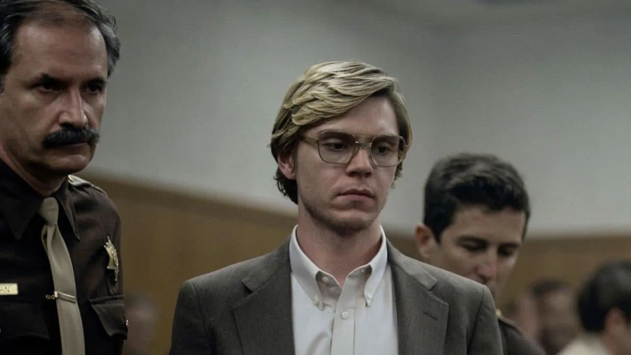 Série que originou ‘Dahmer: Um Canibal Americano’ terá novas temporadas
