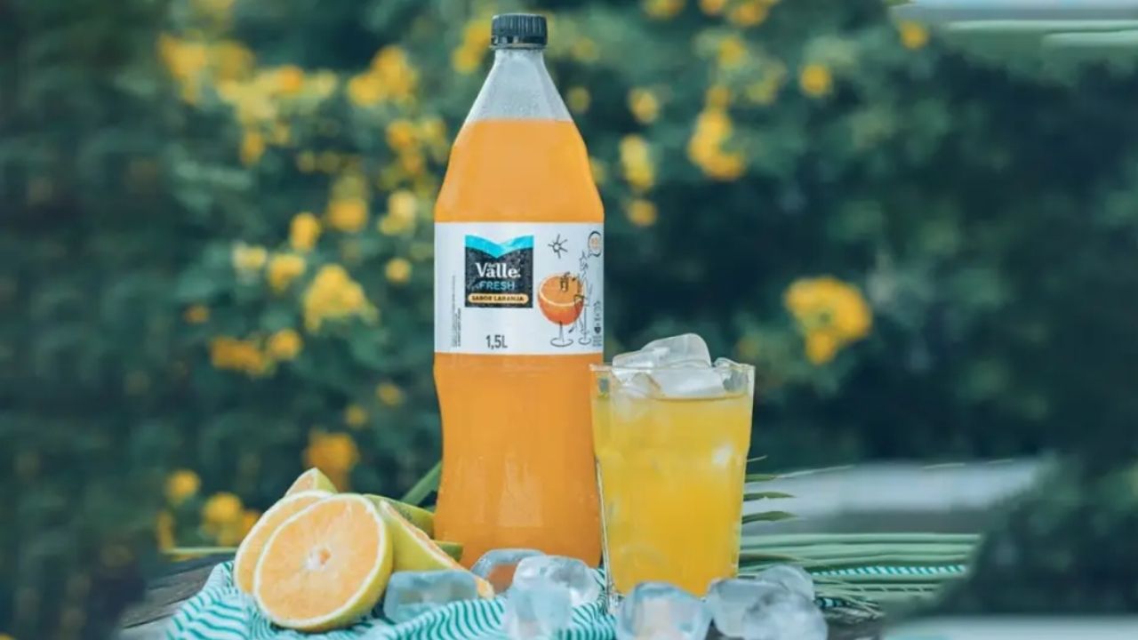 Coca-Cola se pronuncia após acusação de rótulo enganoso