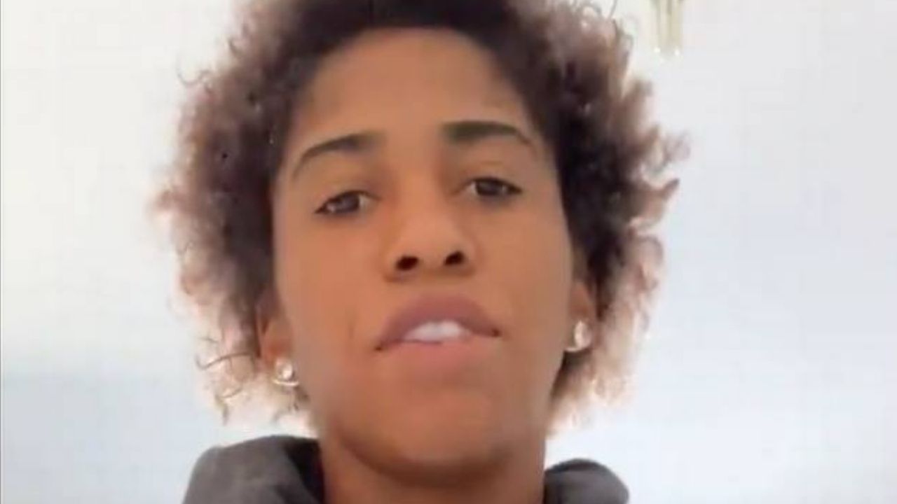 Após dizer que Paulo Gustavo ia “para o inferno”, jogadora do Palmeiras pede desculpas