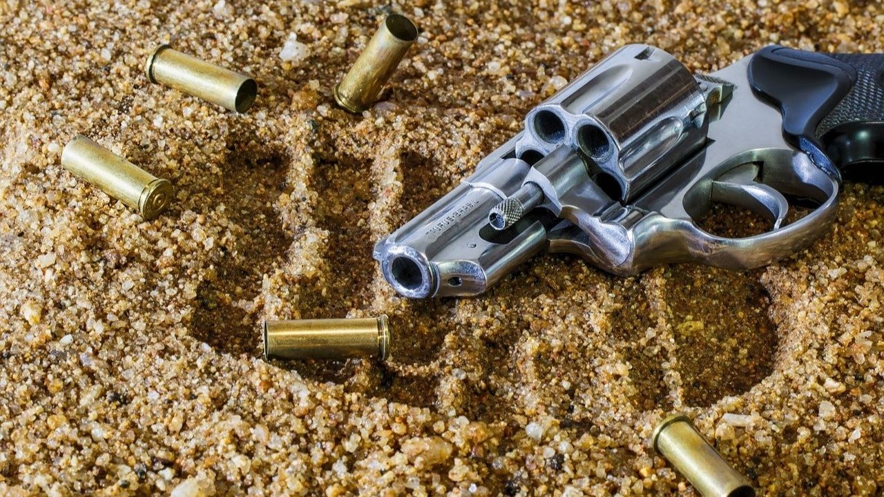 Escalada de violência: Último tiroteio nos Estados Unidos deixa mais cinco mortos