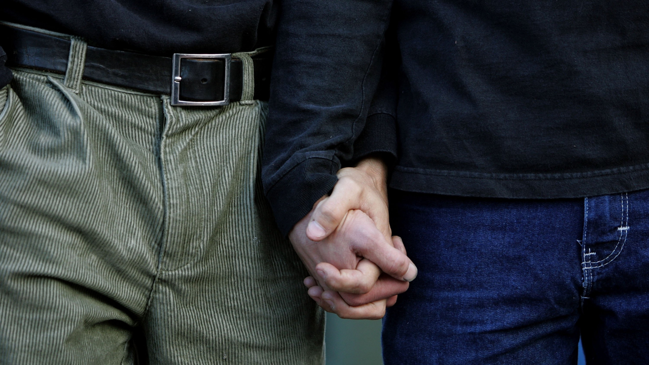 Indonésia: Homem é condenado e expulso do exército por prática homossexual