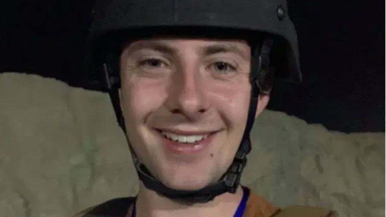 Estudante britânico que estava no Afeganistão quando Talibã tomou o poder consegue sair do país