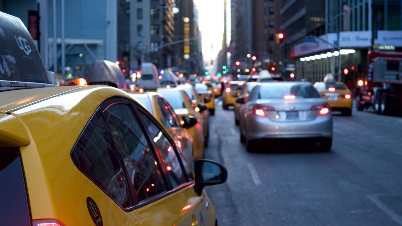 Passageira defunta: Nos EUA, taxista tem descoberta macabra ao chegar em destino