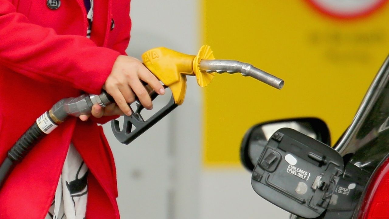 Preços da gasolina e do diesel são, mais uma vez, reajustados