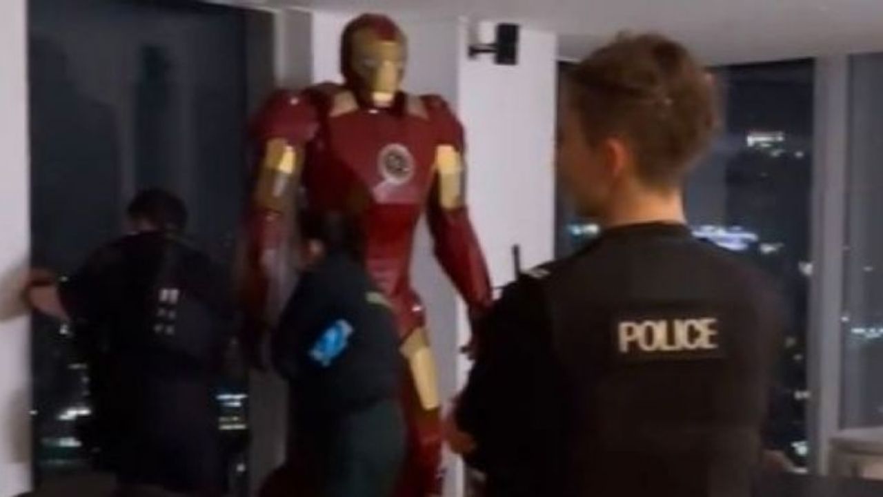 Confundida com pessoa pendurada, estátua do Homem de Ferro vira caso de polícia no Reino Unido