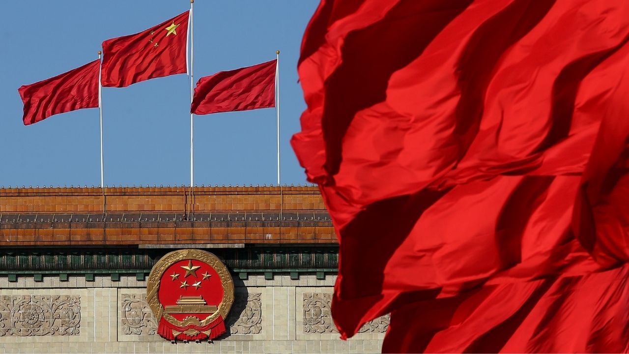 Chineses que descumpriram restrições são punidos publicamente
