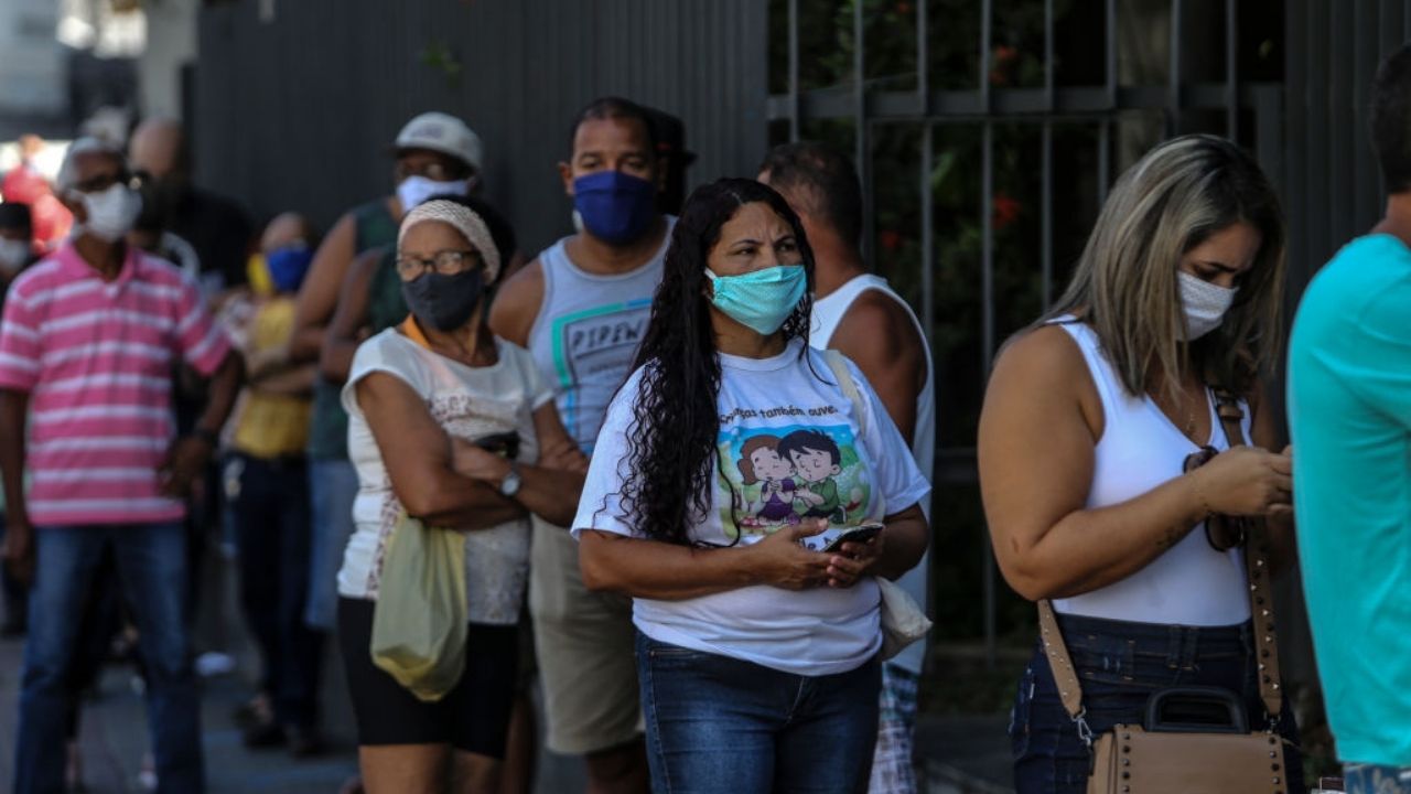 Casos de gripe estão em queda no Rio, afirma secretário