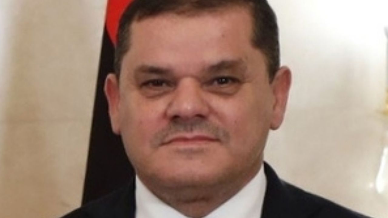 Primeiro-ministro líbio sofre tentativa de assassinato, diz fonte