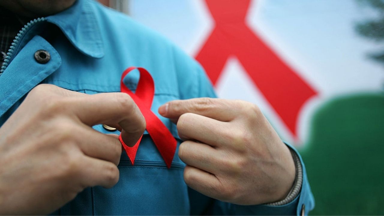 55% dos diagnosticados com HIV no Reino Unido em 2021 são heterossexuais