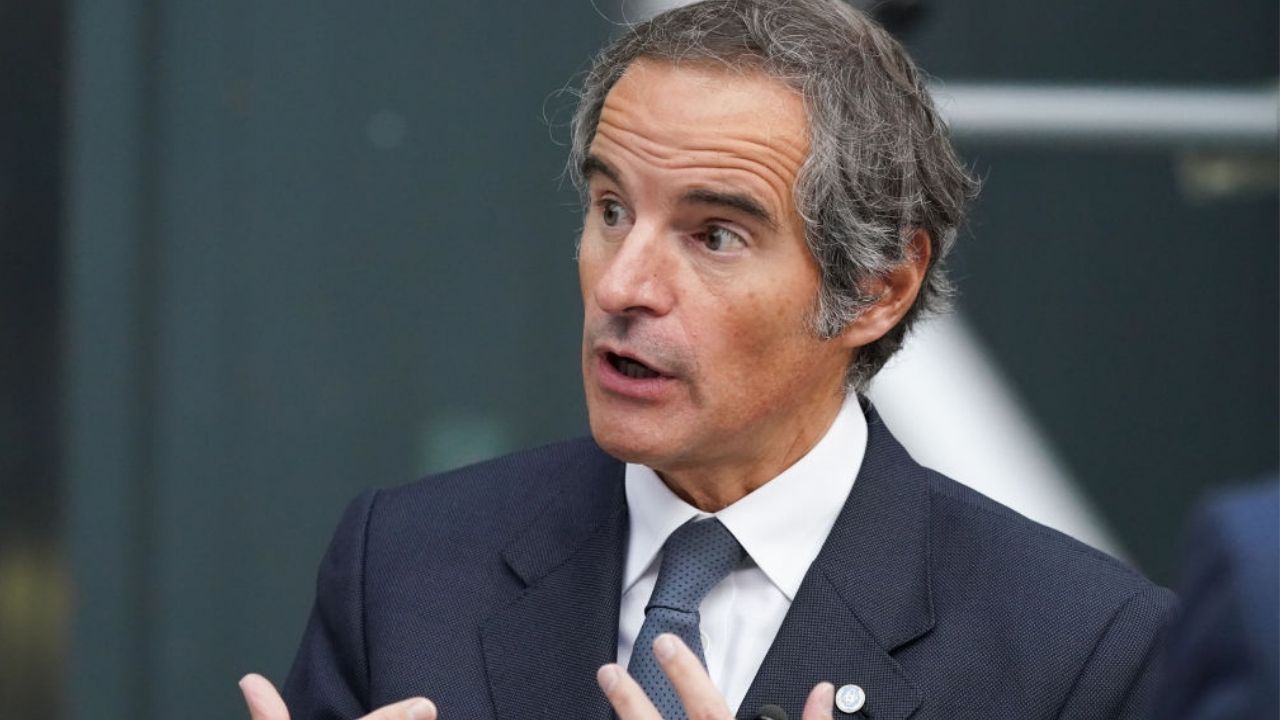 “Há risco claro de acidente nuclear”, diz especialista sobre usina na Ucrânia