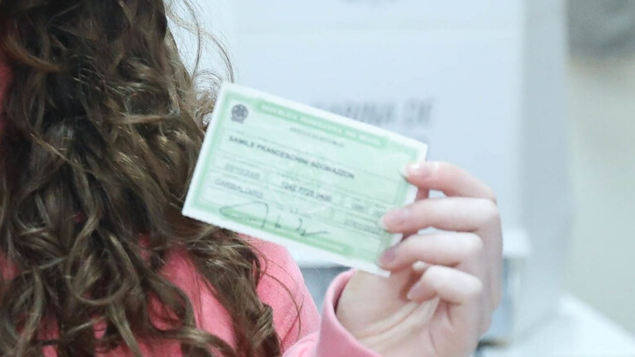 Número de jovens com título de eleitor é o menor desde 2004