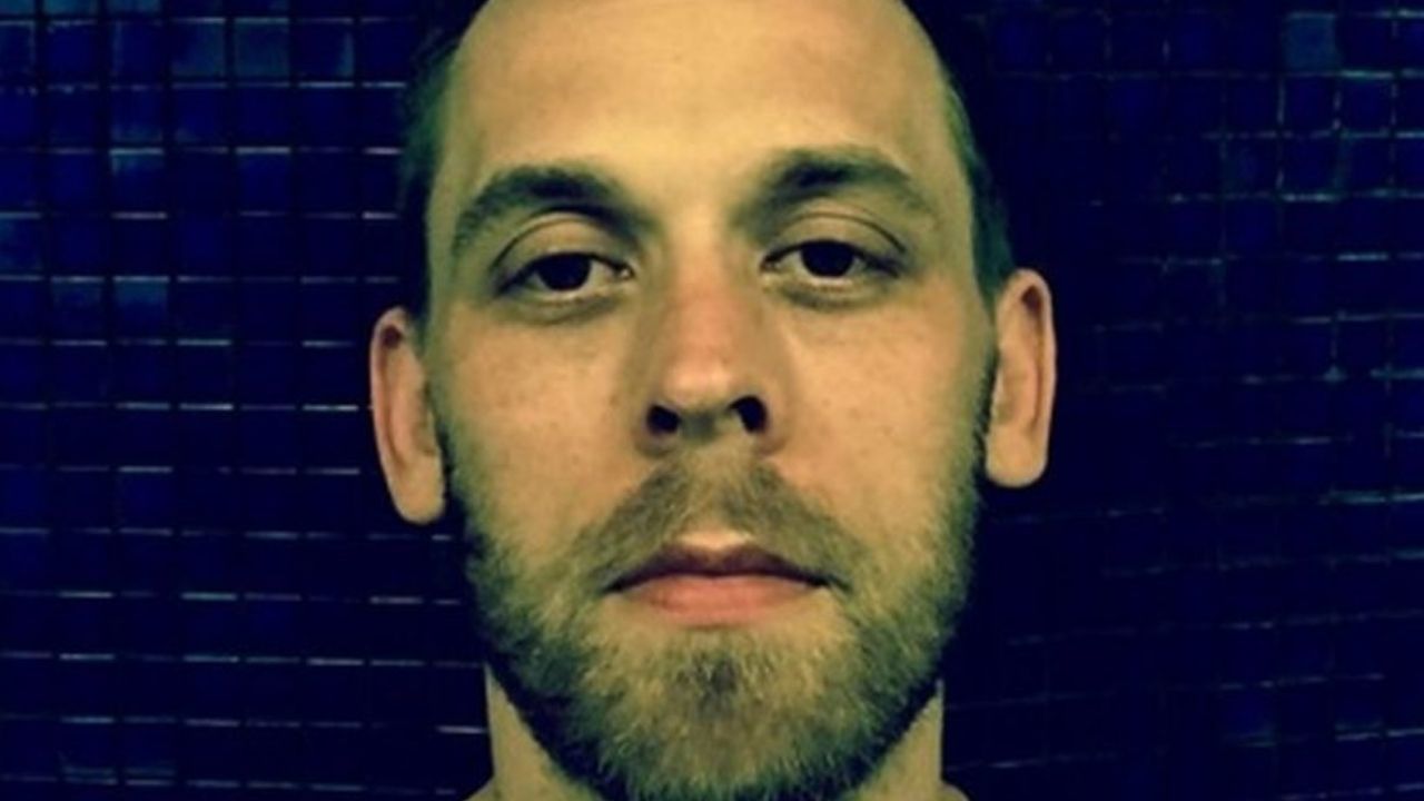 Acusado de matar filha de 10 meses, filho de Paul Auster é encontrado morto