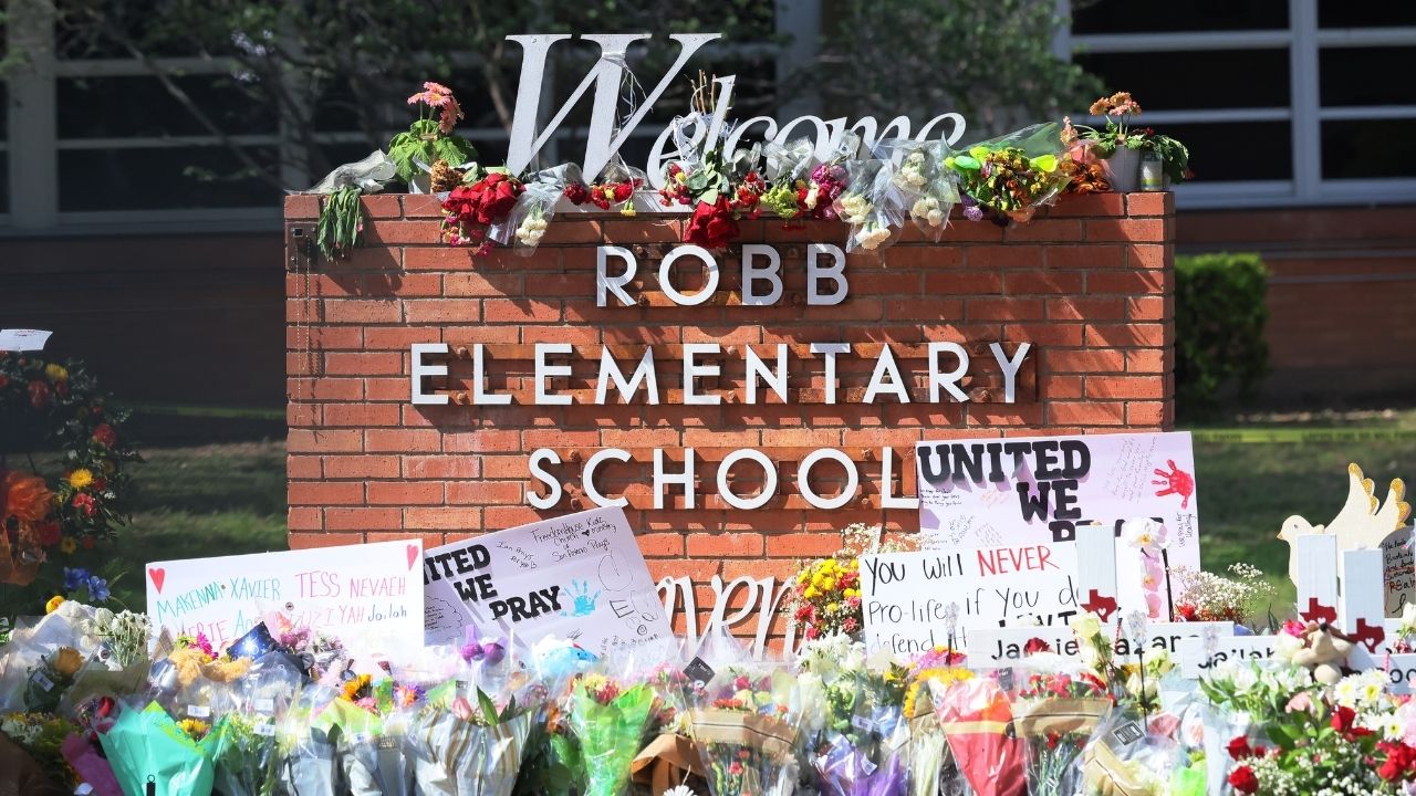Justiça americana irá revisar resposta da polícia ao massacre no Texas