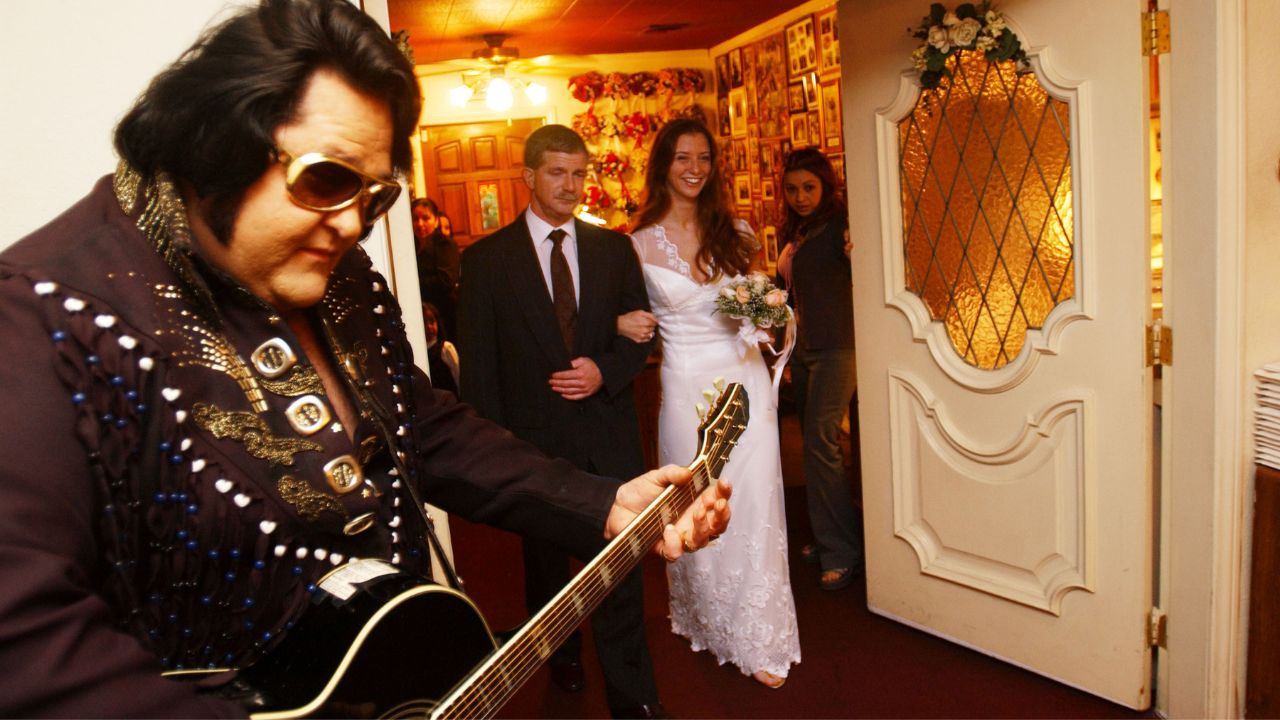 Casamentos com ‘Elvis’ podem estar com os dias contados em Las Vegas