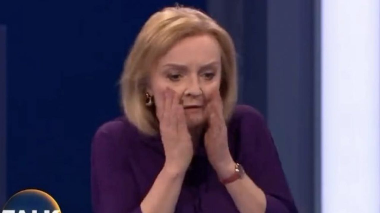 Apresentadora desmaia durante debate político no Reino Unido