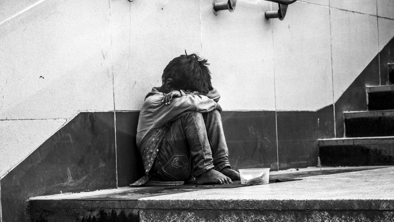 Número de crianças e adolescentes vivendo nas ruas da capital paulista dobra em 15 anos