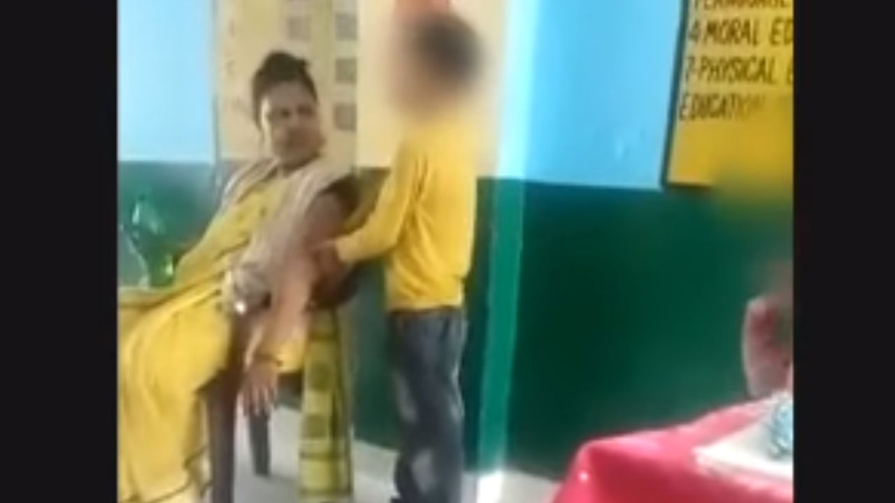 Professora é demitida por exigir massagem aos alunos em escola na Índia