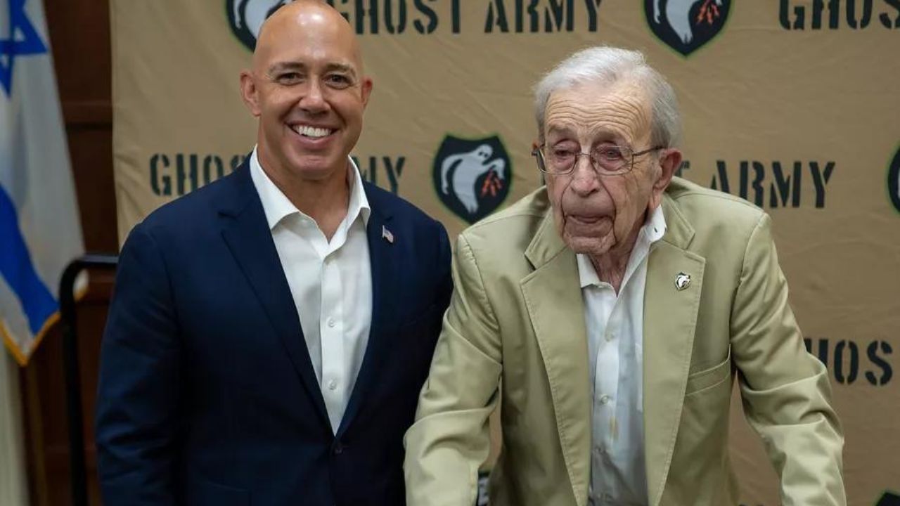 Veterano da Segunda Guerra é condecorado por ter enganado nazistas: ‘Fingi tudo’