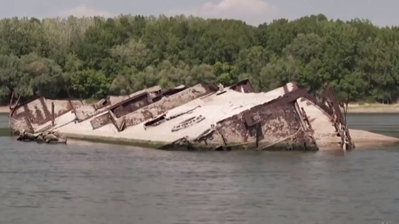 Seca no rio Danúbio revela dezenas de navios alemães da Segunda Guerra Mundial