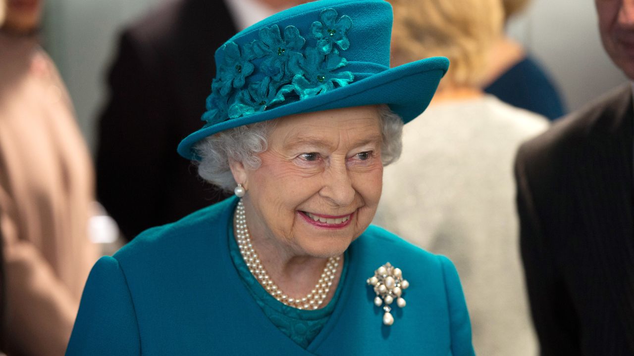 Quanto valem as joias deixadas pela rainha Elizabeth II?