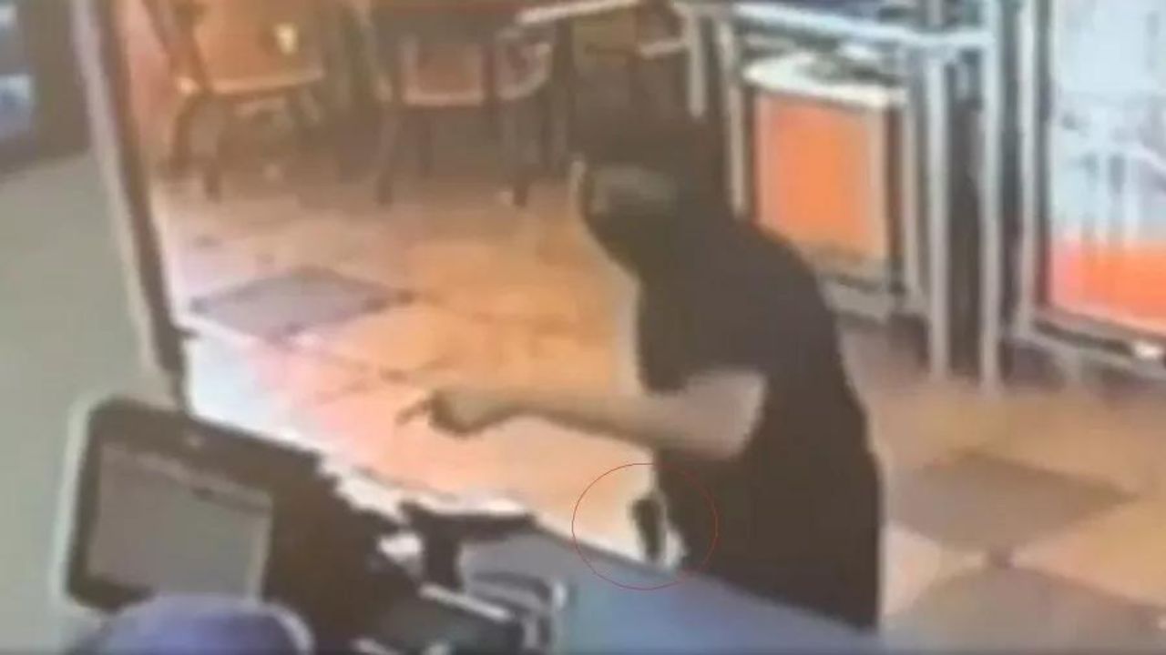 Homem entra em lanchonete, anuncia seu “primeiro assalto” e sai sem levar nada