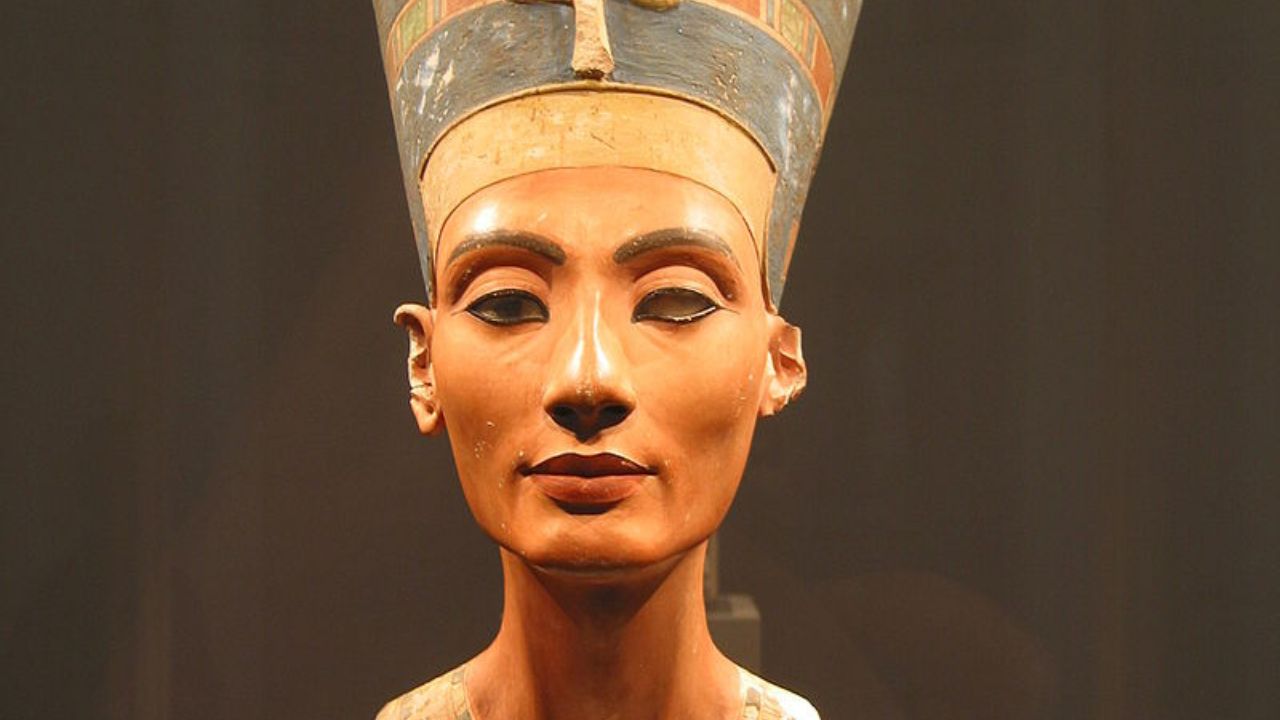 Egiptólogos podem ter finalmente encontrado a múmia de Nefertiti