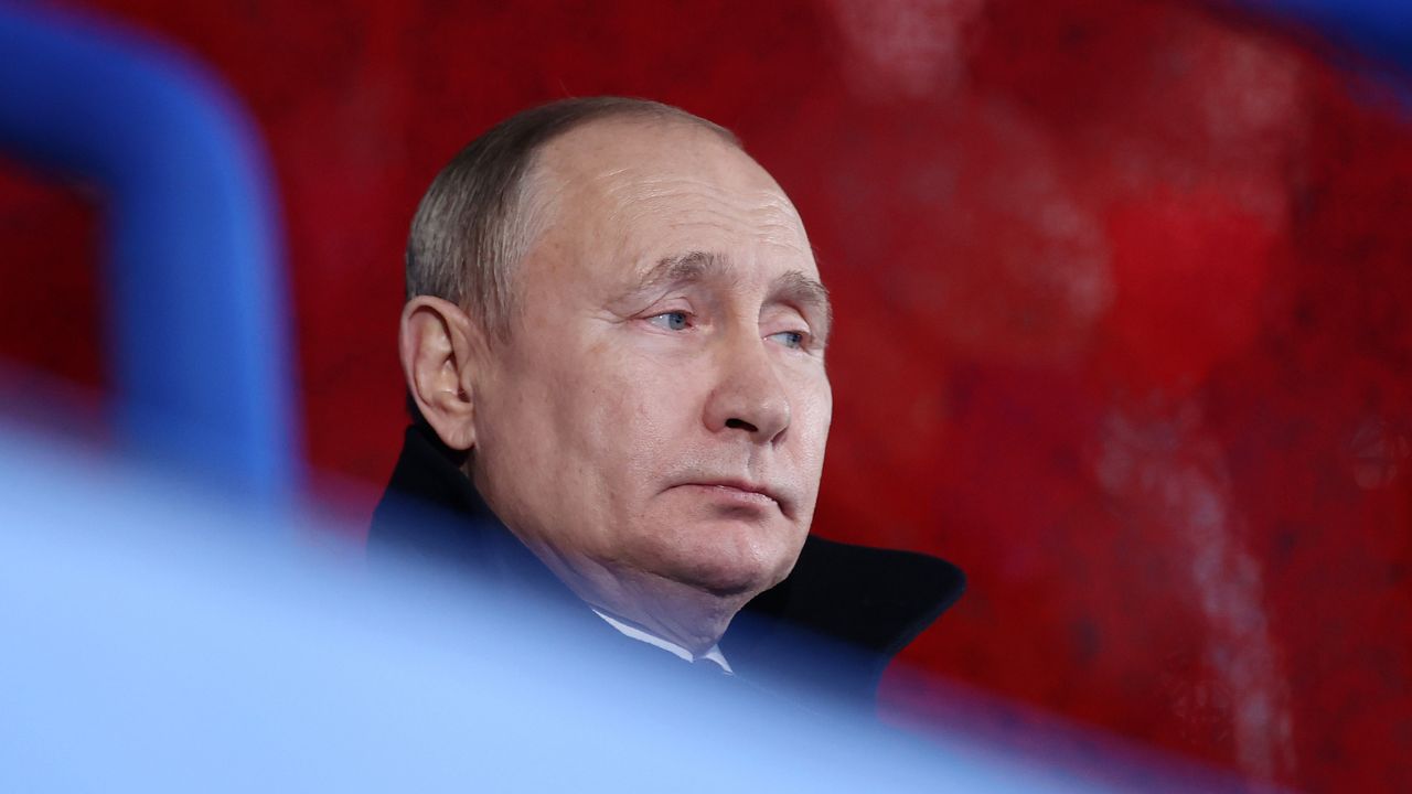 Em rara declaração, comandante russo admite que suas forças enfrentam situação tensa na Ucrânia