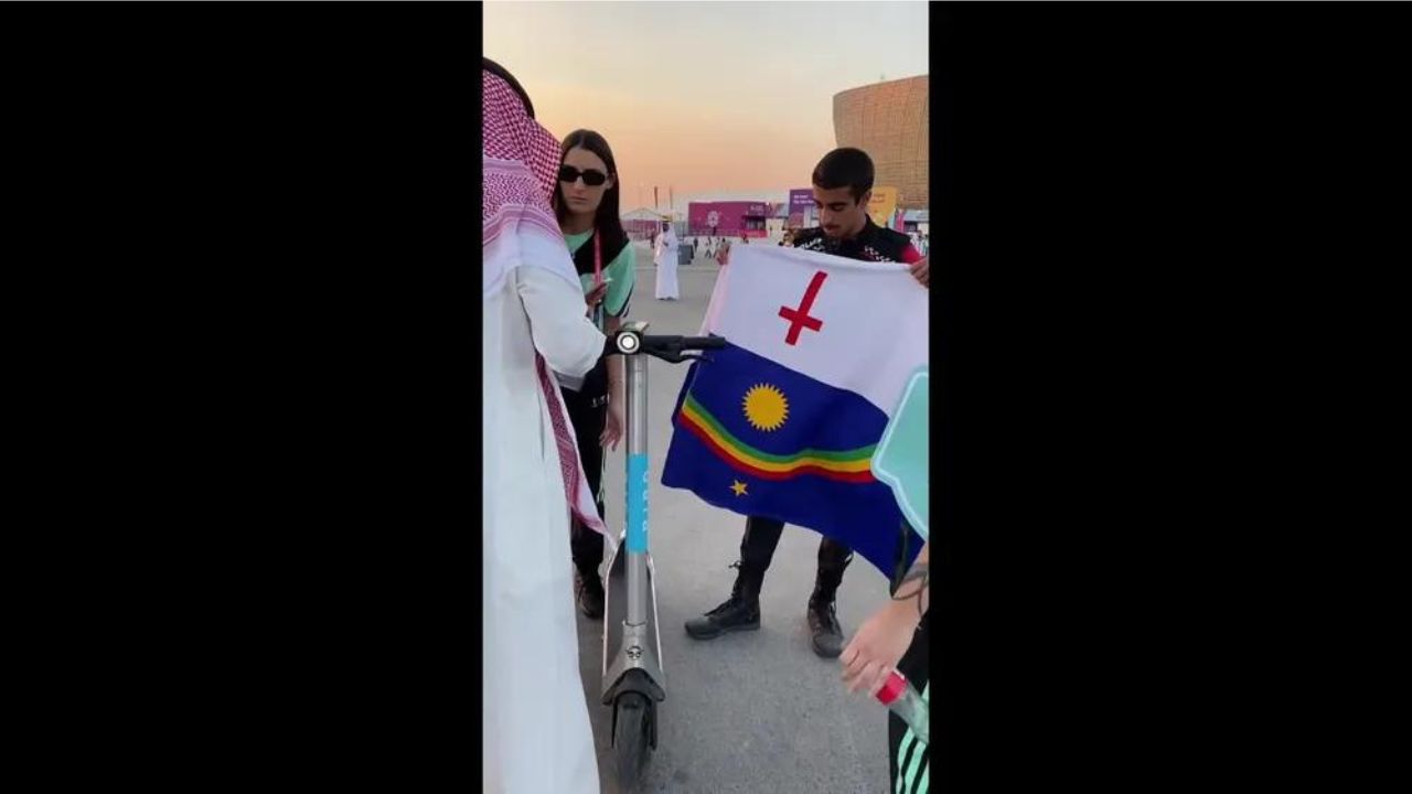 Bandeira de Pernambuco é confiscada e pisoteada no Catar por conter arco-íris