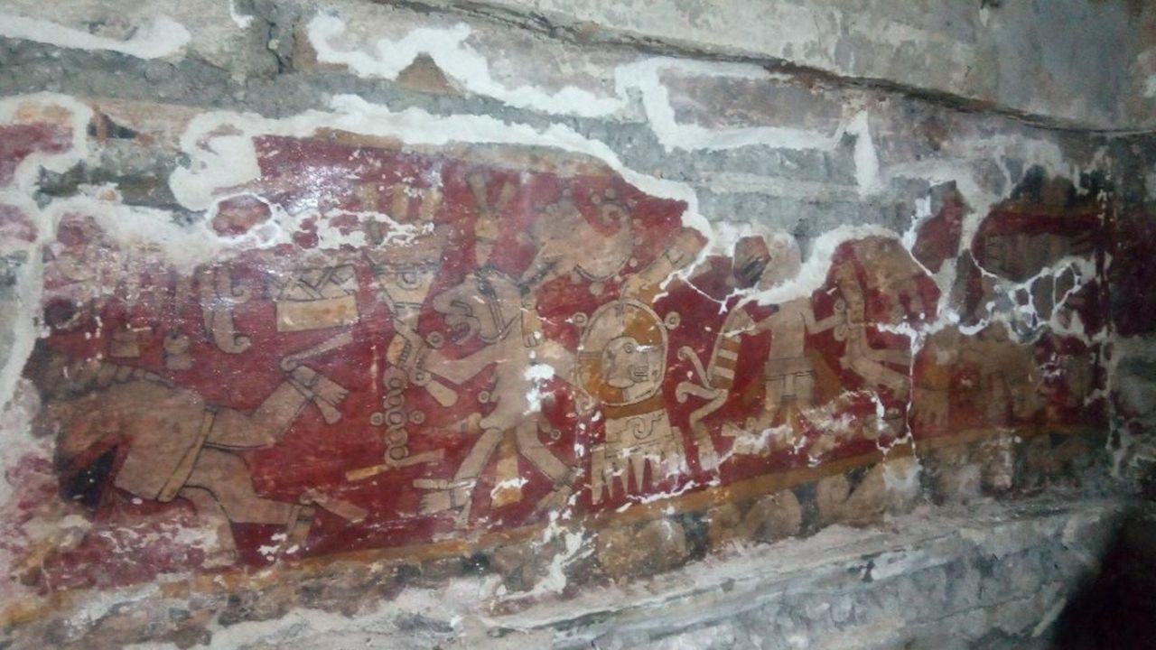 Centenas de artefatos de civilização antiga são encontrados no México