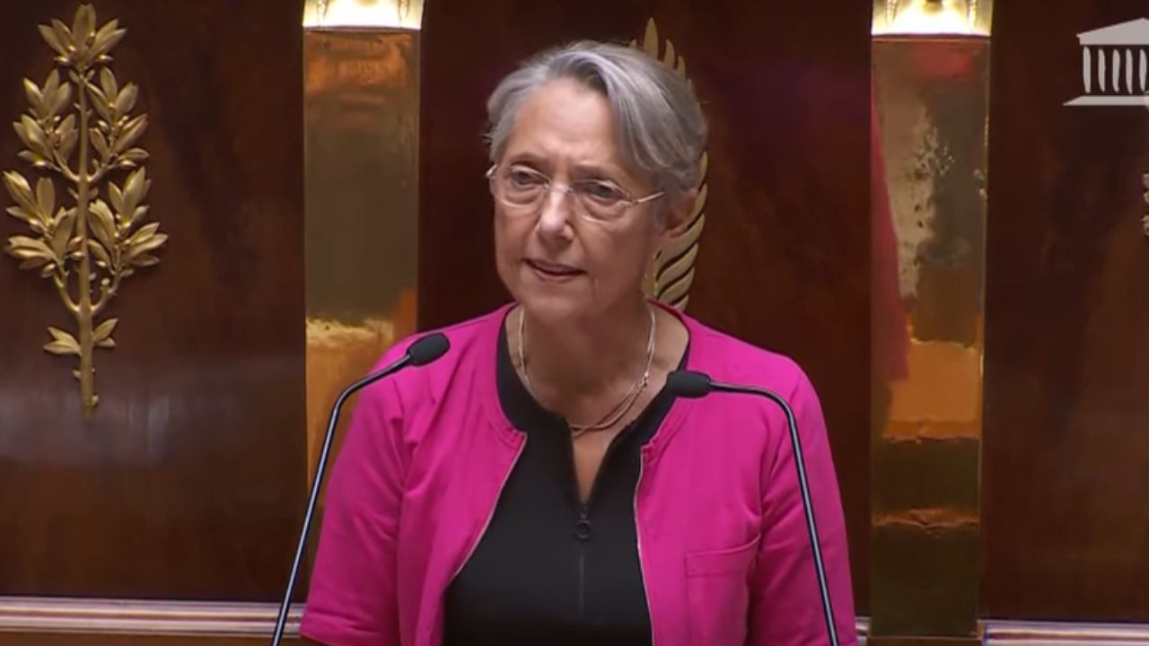 França anuncia criação de memorial em homenagem a ciganos perseguidos no passado
