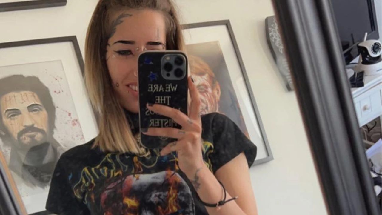 Mulher fã de serial killers mata namorado a facadas na Inglaterra
