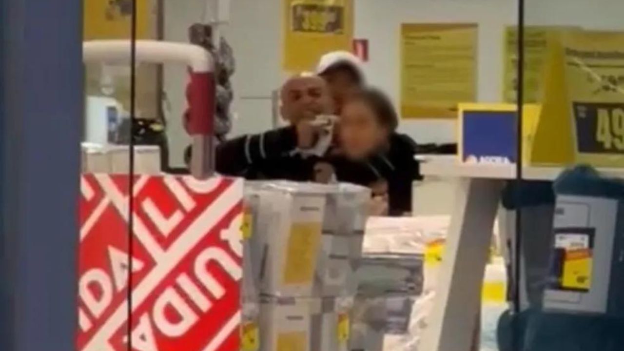 ‘Trabalho bem executado’ diz criminoso a policiais enquanto fazia mulher refém em loja