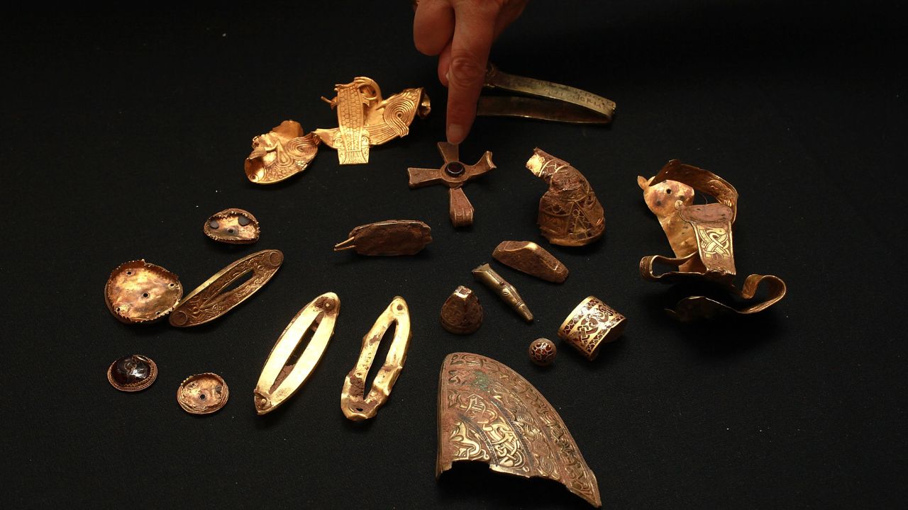 O instigante tesouro de Staffordshire, uma das maiores descobertas da História