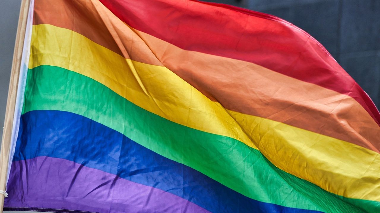 Homossexualidade é descriminalizada nas Forças Armadas da Venezuela