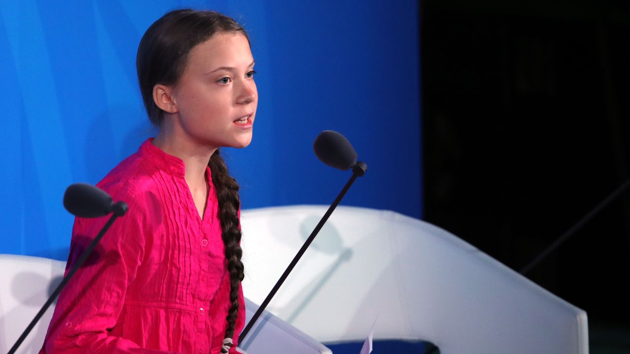 Tribunal decide que grupo ativista de Greta Thunberg poderá processar a Suécia