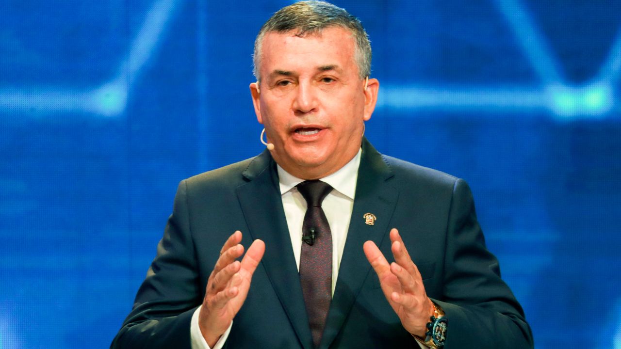 Ex-ministro peruano é condenado a 12 anos de prisão por morte de jornalista
