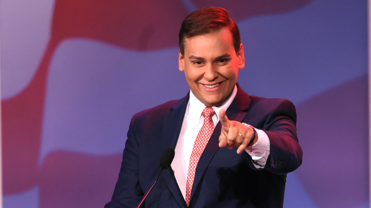Após confessar estelionato, George Santos pagará R$ 14 mil a vendedor do Rio de Janeiro