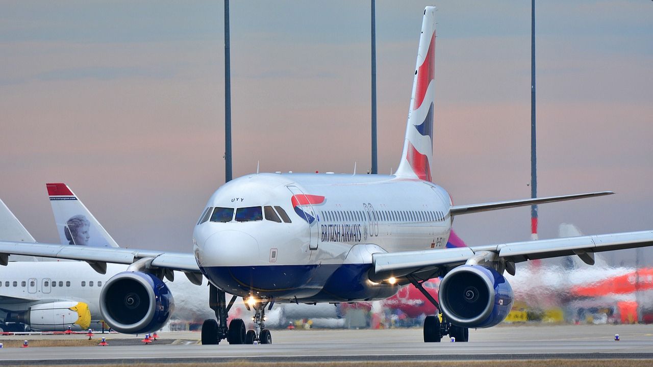 Na Escócia, voo sofre atraso de uma hora à espera de passageira encontrada na Inglaterra