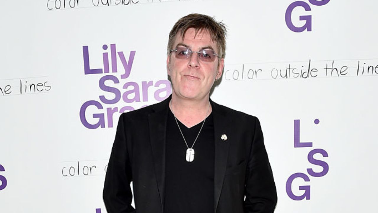 Morre, aos 59 anos, o baixista do The Smiths, Andy Rourke