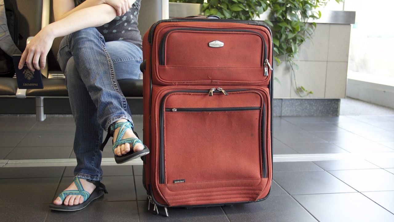 Jovens são presas com drogas no corpo no Aeroporto de Guarulhos
