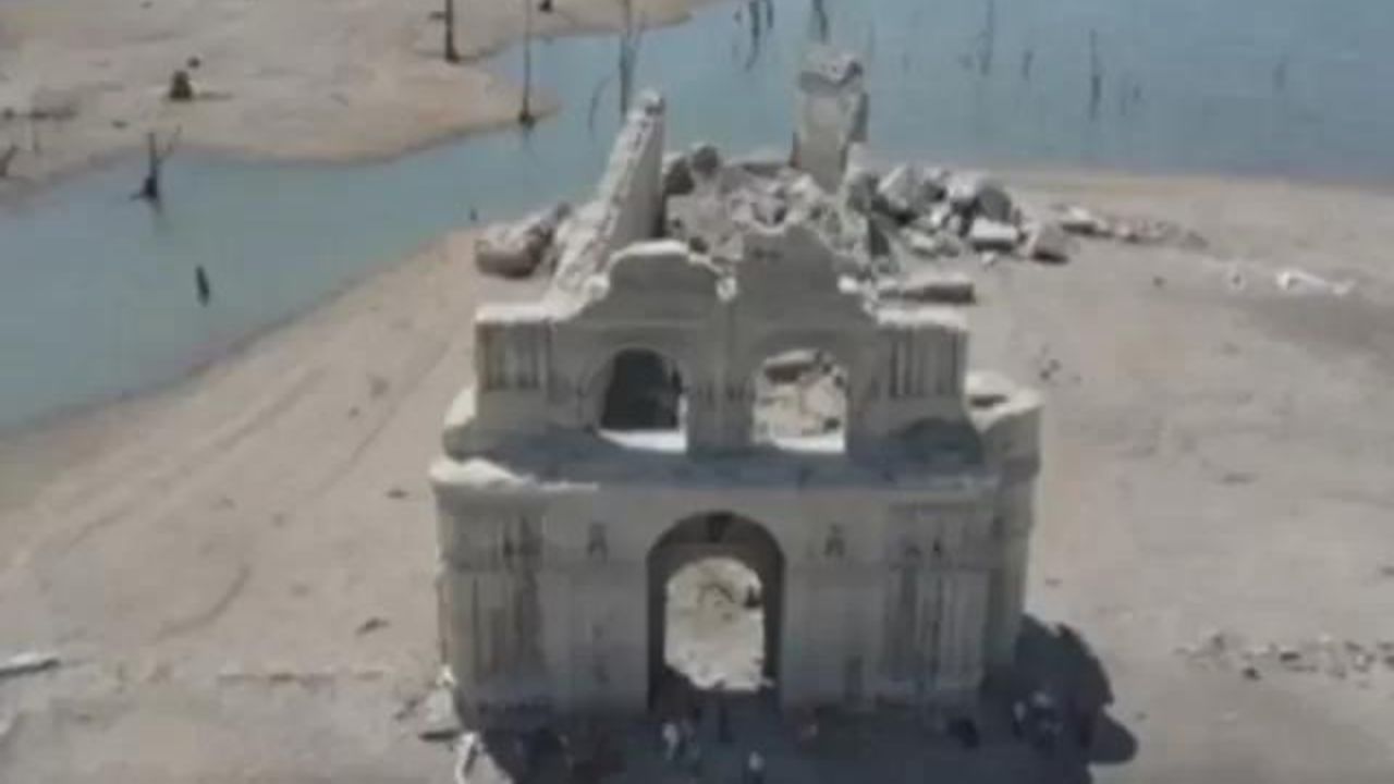 Seca no México faz igreja submersa reaparecer após décadas