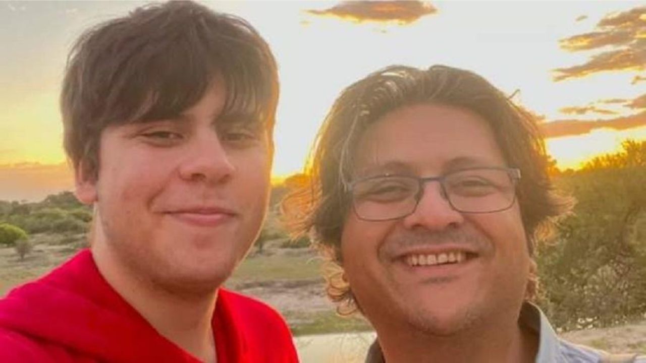 Pai e filho que morreram em submarino quase perderam a viagem