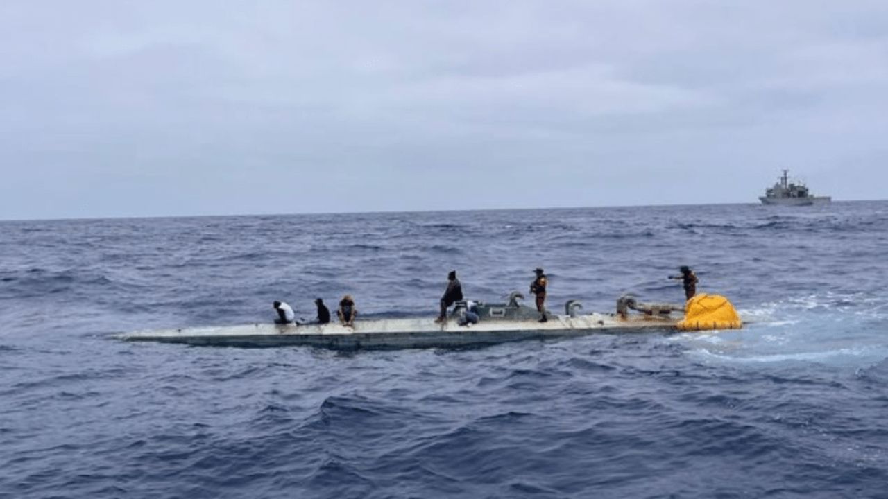 Marinha mexicana apreende submarino com 3,5 toneladas de cocaína