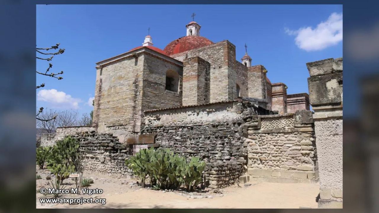 A ‘entrada oculta para o submundo’ descoberta sob igreja no México