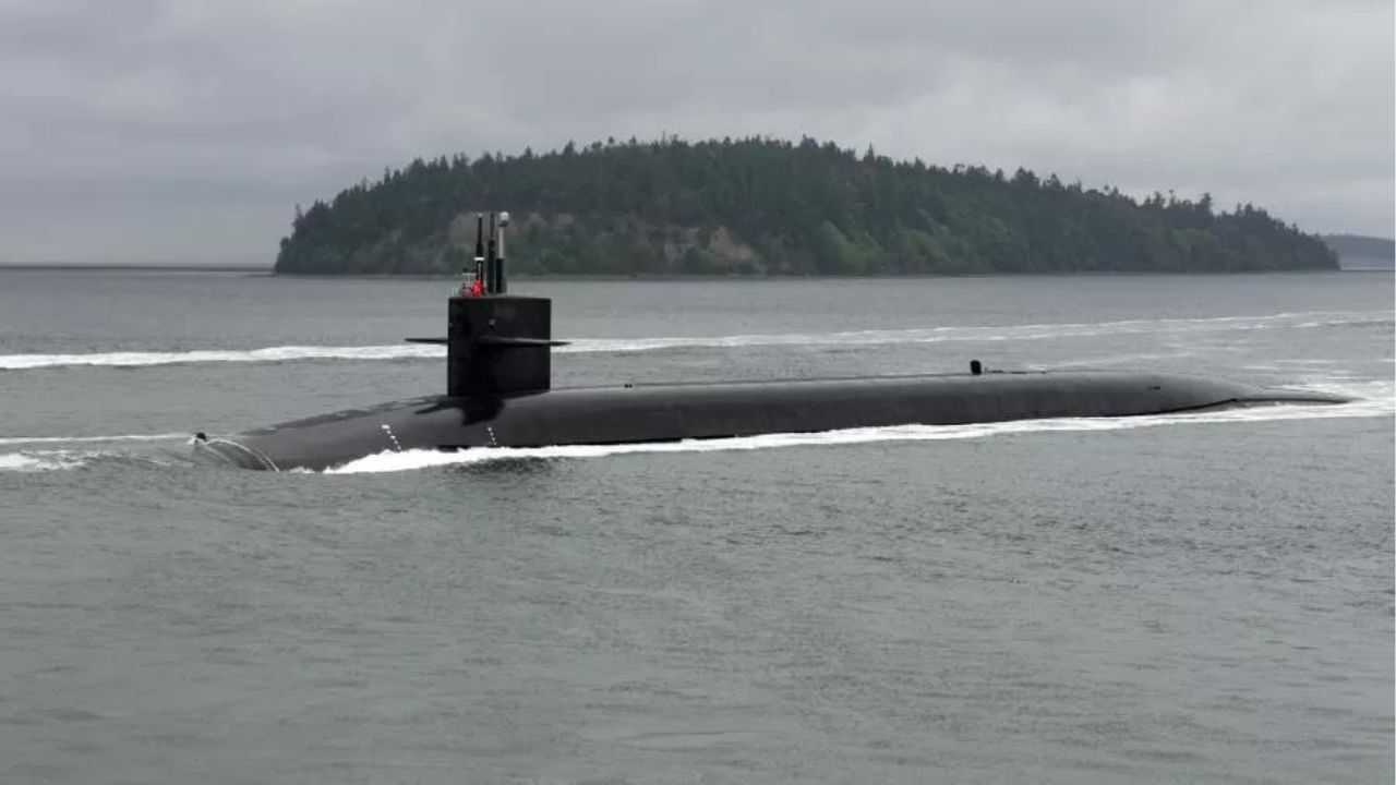 Coreia do Norte faz ameaça nuclear a americanos devido a presença de submarino