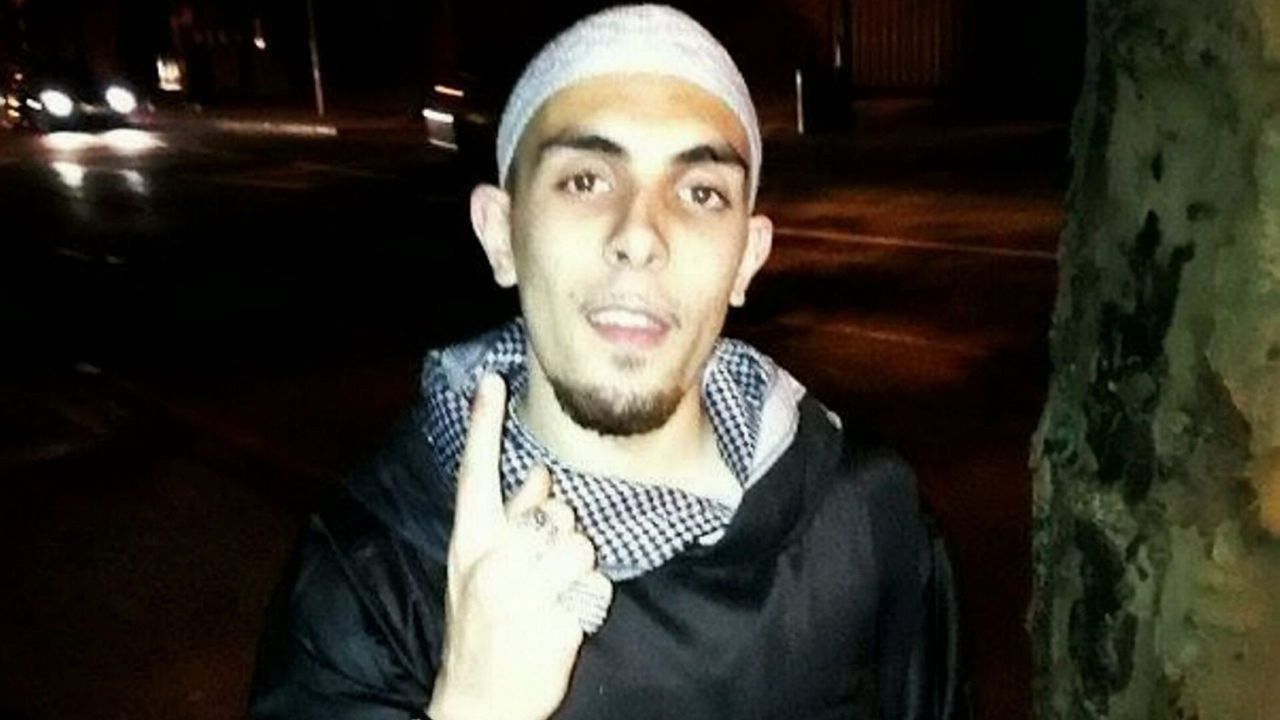Ex-rapper suspeito de integrar Estado Islâmico é encontrado morto em prisão na Espanha