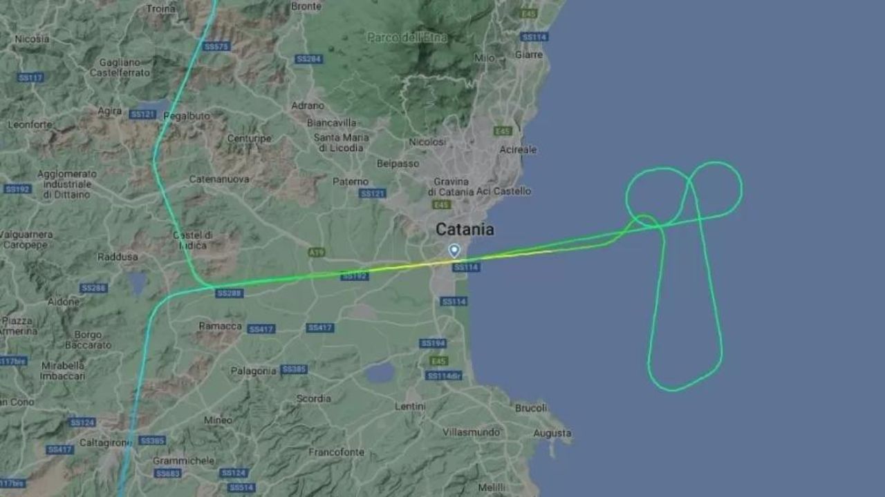 Aeronave faz desenho de pênis no céu após ter local de pouso alterado