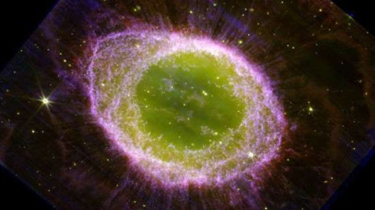 Telescópio James Webb registra morte de estrela na Nebulosa do Anel